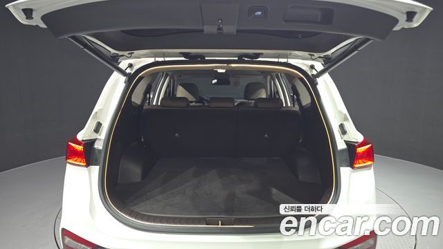 Hyundai Santafe 2019 — photo 20