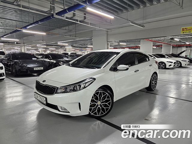 Kia K3 2017 — photo 1