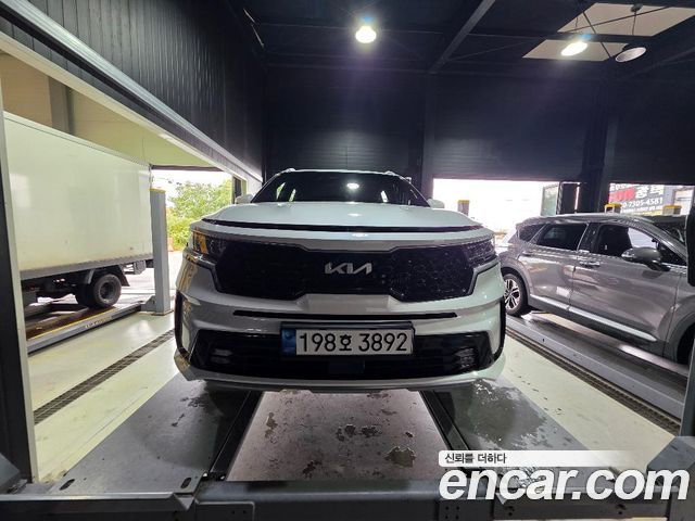 Kia Sorento 2023 — photo 1
