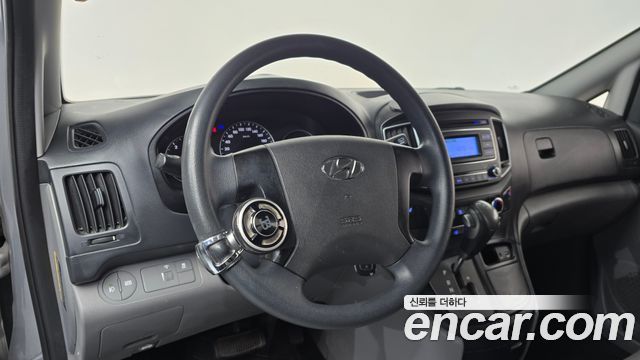Hyundai Starex 2018 — photo 18