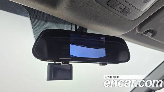 Hyundai Starex 2018 — photo 22