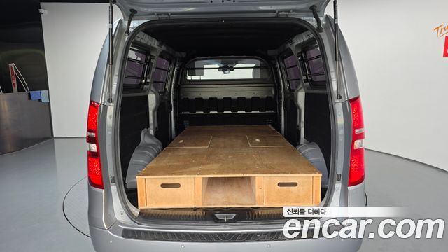 Hyundai Starex 2018 — photo 26