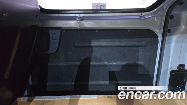 Hyundai Starex 2018 — photo 15