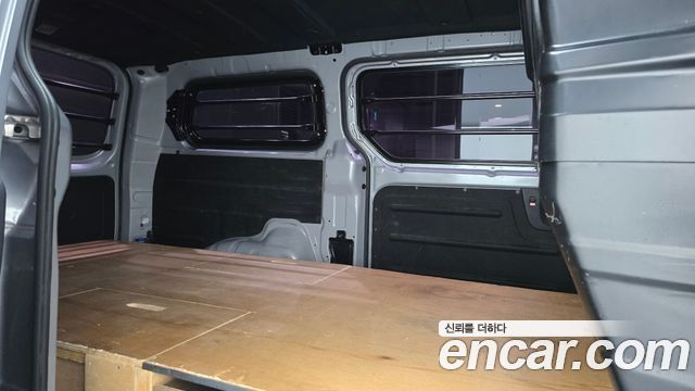 Hyundai Starex 2018 — photo 28