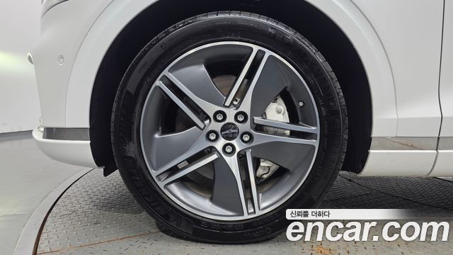 Genesis GV70 2025 — photo 5