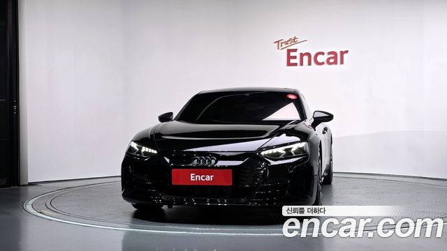 Audi RS e-tron GT 2023 — photo 3