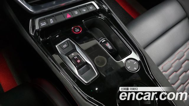 Audi RS e-tron GT 2023 — photo 12
