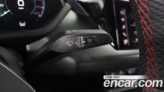 Audi RS e-tron GT 2023 — photo 32