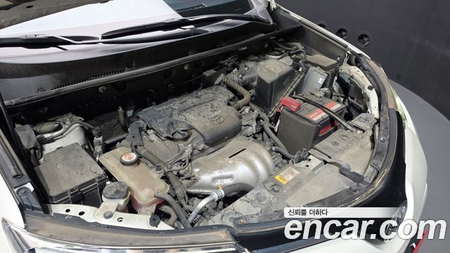 Toyota RAV4 2018 — photo 6