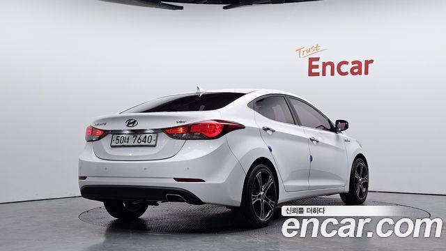 Hyundai AVANTE 2014 — photo 2