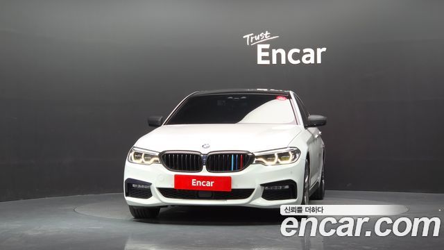 BMW 5-Series 2018 — photo 3