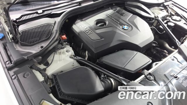 BMW 5-Series 2018 — photo 6