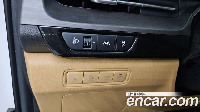 Kia Canival 2023 — photo 26
