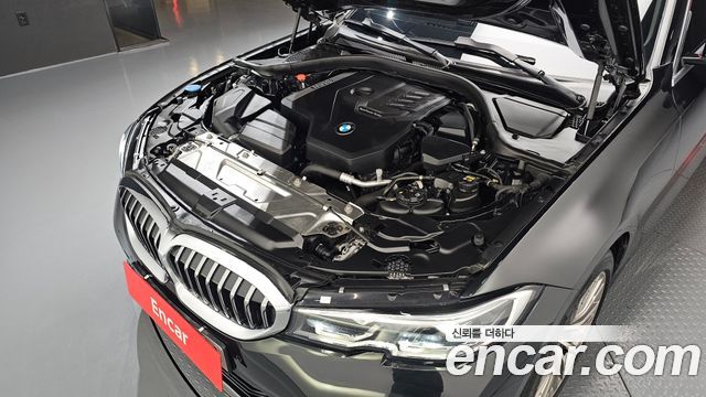 BMW 3-Series 2022 — photo 6