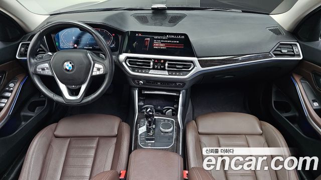 BMW 3-Series 2022 — photo 10
