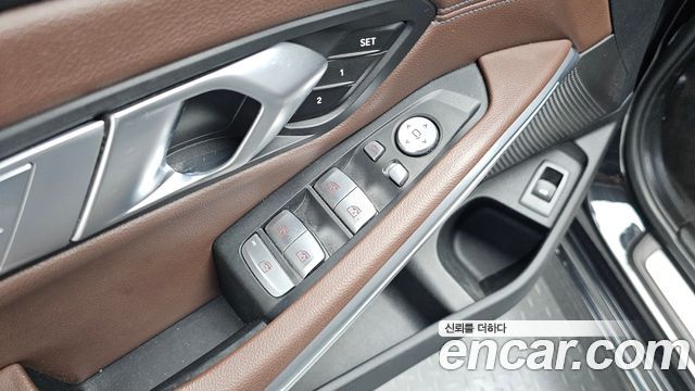 BMW 3-Series 2022 — photo 23
