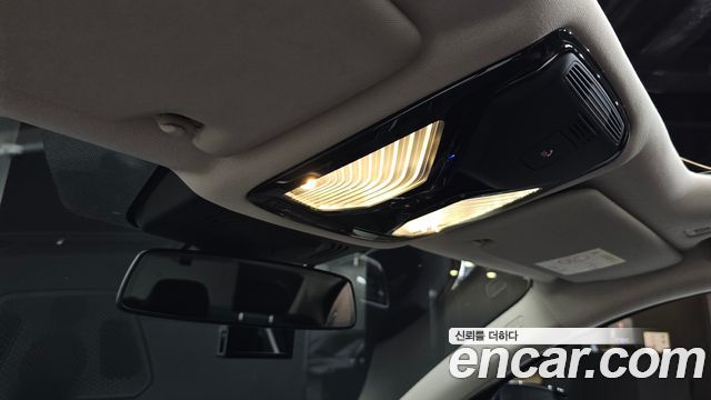 BMW 3-Series 2022 — photo 24