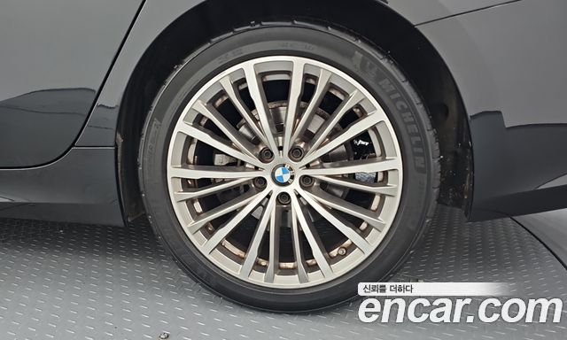 BMW 3-Series 2022 — photo 7
