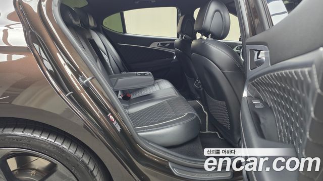 Genesis G70 2018 — photo 17