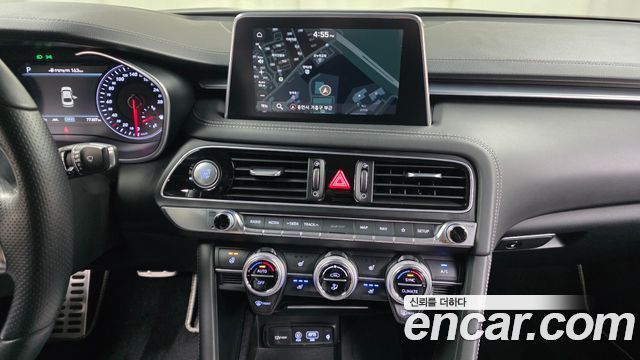 Genesis G70 2018 — photo 19