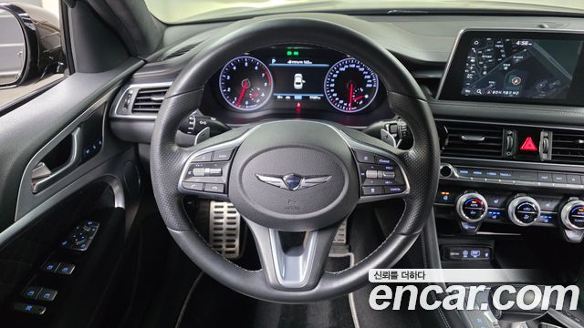 Genesis G70 2018 — photo 20