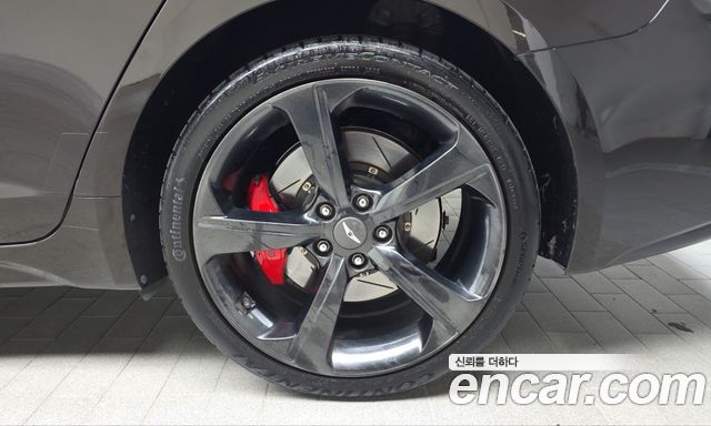 Genesis G70 2018 — photo 7