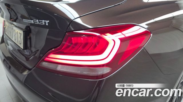 Genesis G70 2018 — photo 9