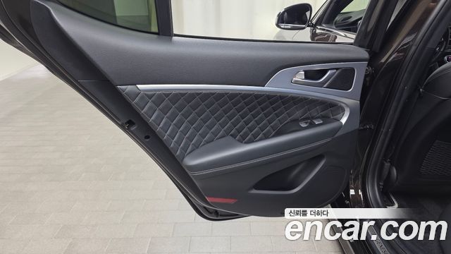 Genesis G70 2018 — photo 15