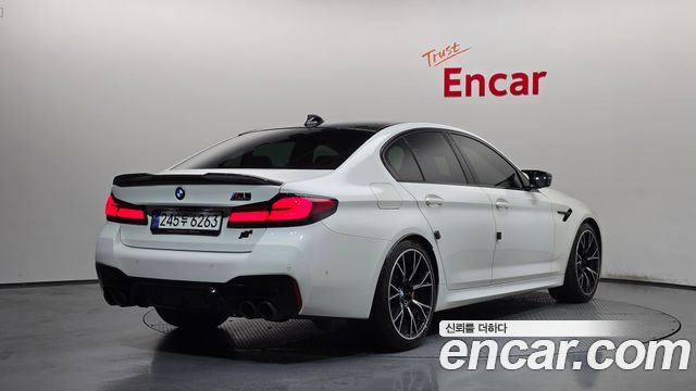 BMW M5 2023 — photo 2