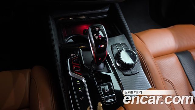 BMW M5 2023 — photo 12