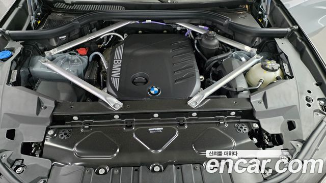 BMW X5 2025 — photo 8