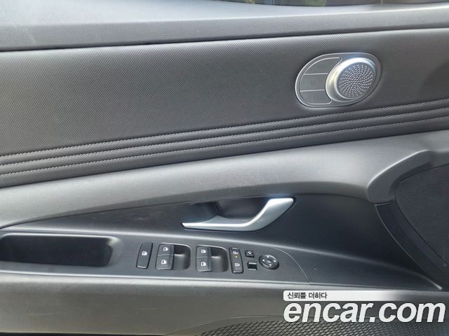 Hyundai AVANTE 2024 — photo 16