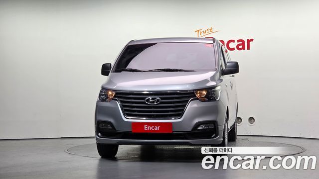 Hyundai Starex 2021 — photo 3