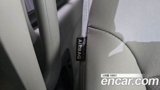 Hyundai Starex 2021 — photo 29