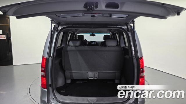 Hyundai Starex 2021 — photo 31