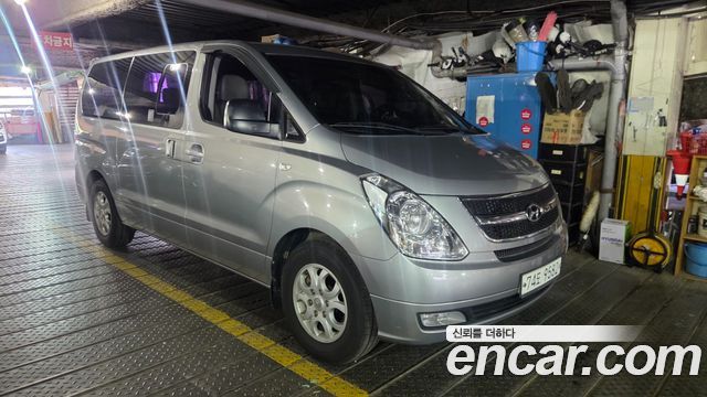 Hyundai Starex 2016 — photo 2