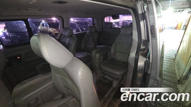 Hyundai Starex 2016 — photo 8