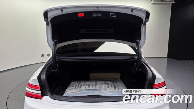Genesis G80 2025 — photo 26