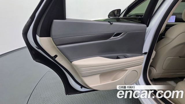 Genesis G80 2025 — photo 15