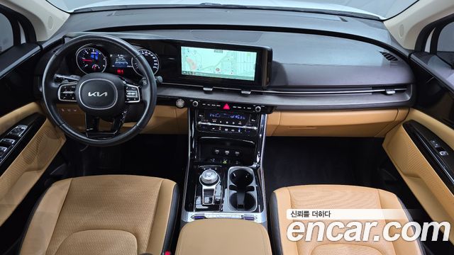 Kia Canival 2023 — photo 10