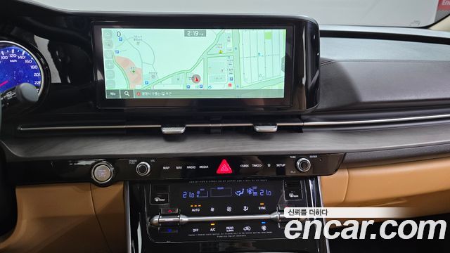 Kia Canival 2023 — photo 18