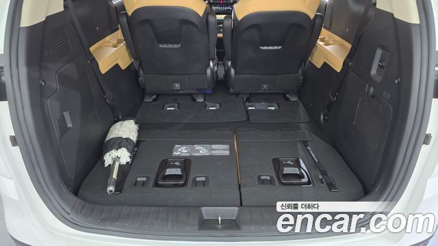 Kia Canival 2023 — photo 22