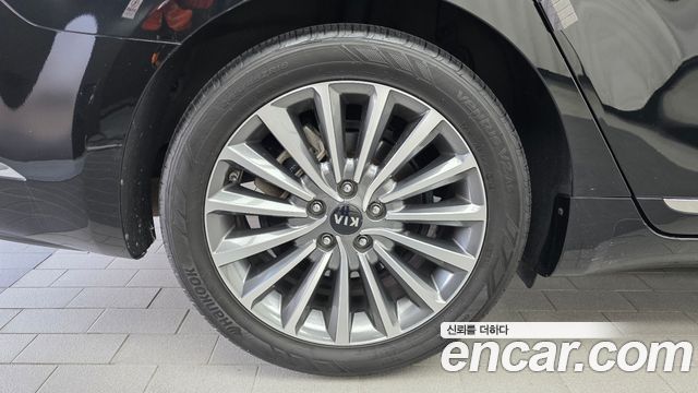 Kia K7 2019 — photo 5