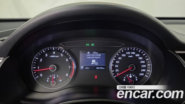 Kia K7 2019 — photo 11