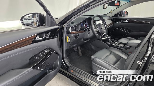 Kia K7 2019 — photo 13
