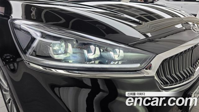 Kia K7 2019 — photo 8