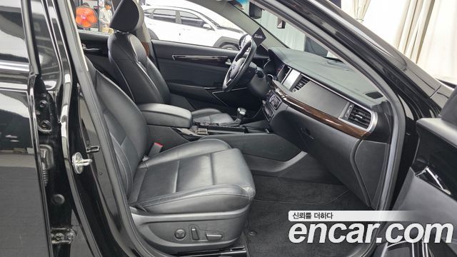 Kia K7 2019 — photo 16