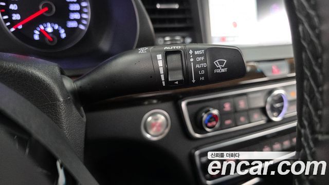 Kia K7 2019 — photo 28