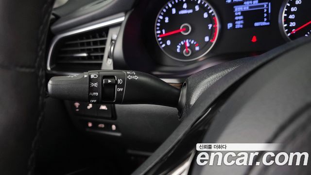 Kia K7 2019 — photo 29