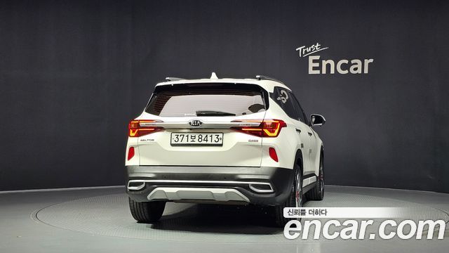Kia Seltos 2020 — photo 4